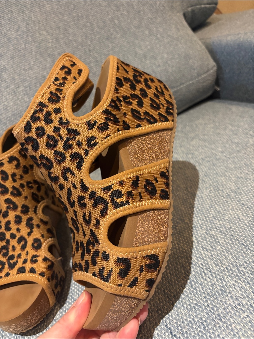 Volatile wedge sandals! Women’s 8 - Picture 3 of 7